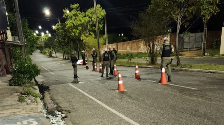 Nove pessoas são conduzidas por embriaguez ao volante durante blitz em Teresina