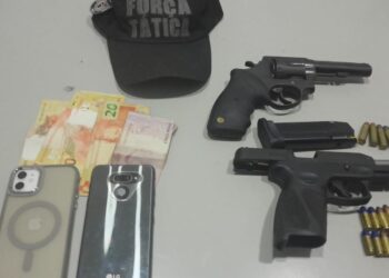 Dupla é presa com arma de fogo na zona sudeste de Teresina