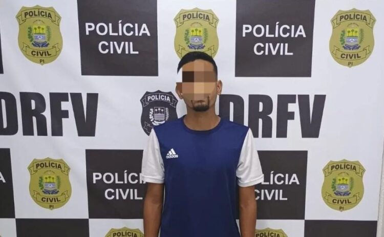 Polícia prende acusado de furtar motocicleta em estacionamento de supermercado em Teresina