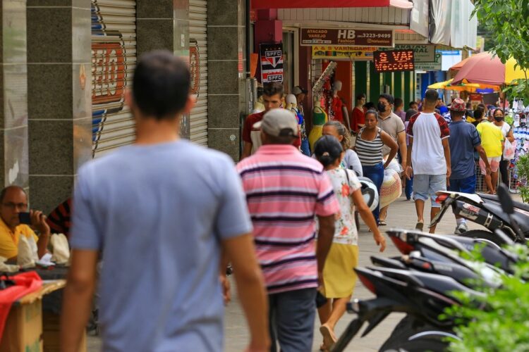 Comércio de Teresina terá horário especial sexta-feira (16), em comemoração aos 172 anos