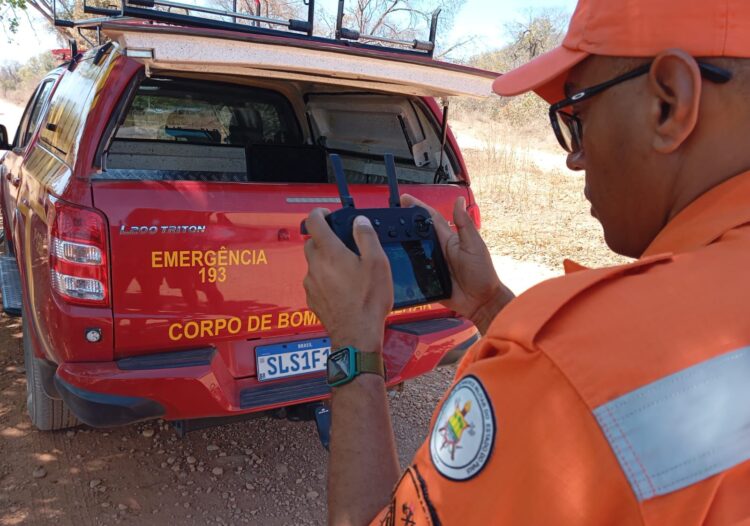 Bombeiros intensificam buscas por homem desaparecido em São Miguel do Fidalgo