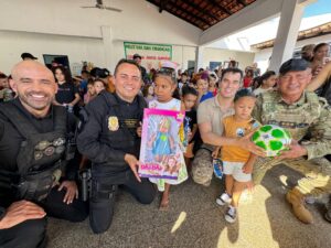 SSP realiza ação em comemoração ao Dia das Crianças com distribuição de brinquedos em Teresina