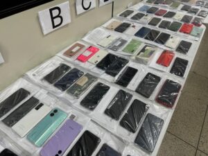 Secretaria de Segurança Pública devolve 200 celulares roubados no Piauí