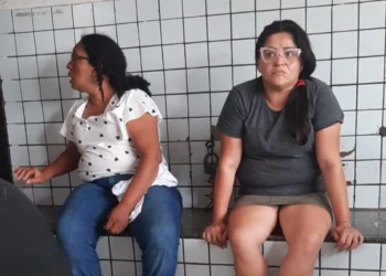 Duas mulheres são presas em flagrante por furto no Centro de Teresina